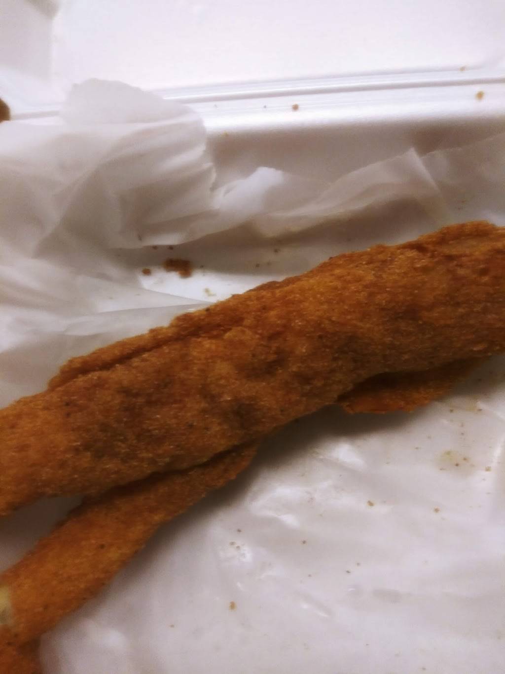 Angies Fish & Wings | restaurant | 3616 E 11th St, Tulsa, OK 74112, USA | 9186199719 OR +1 918-619-9719