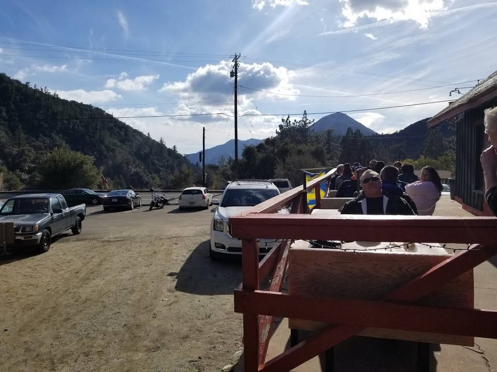 The Buckhorn Pub | restaurant | 6870 Mt Baldy Rd, Mt Baldy, CA 91759, USA | 9096080521 OR +1 909-608-0521