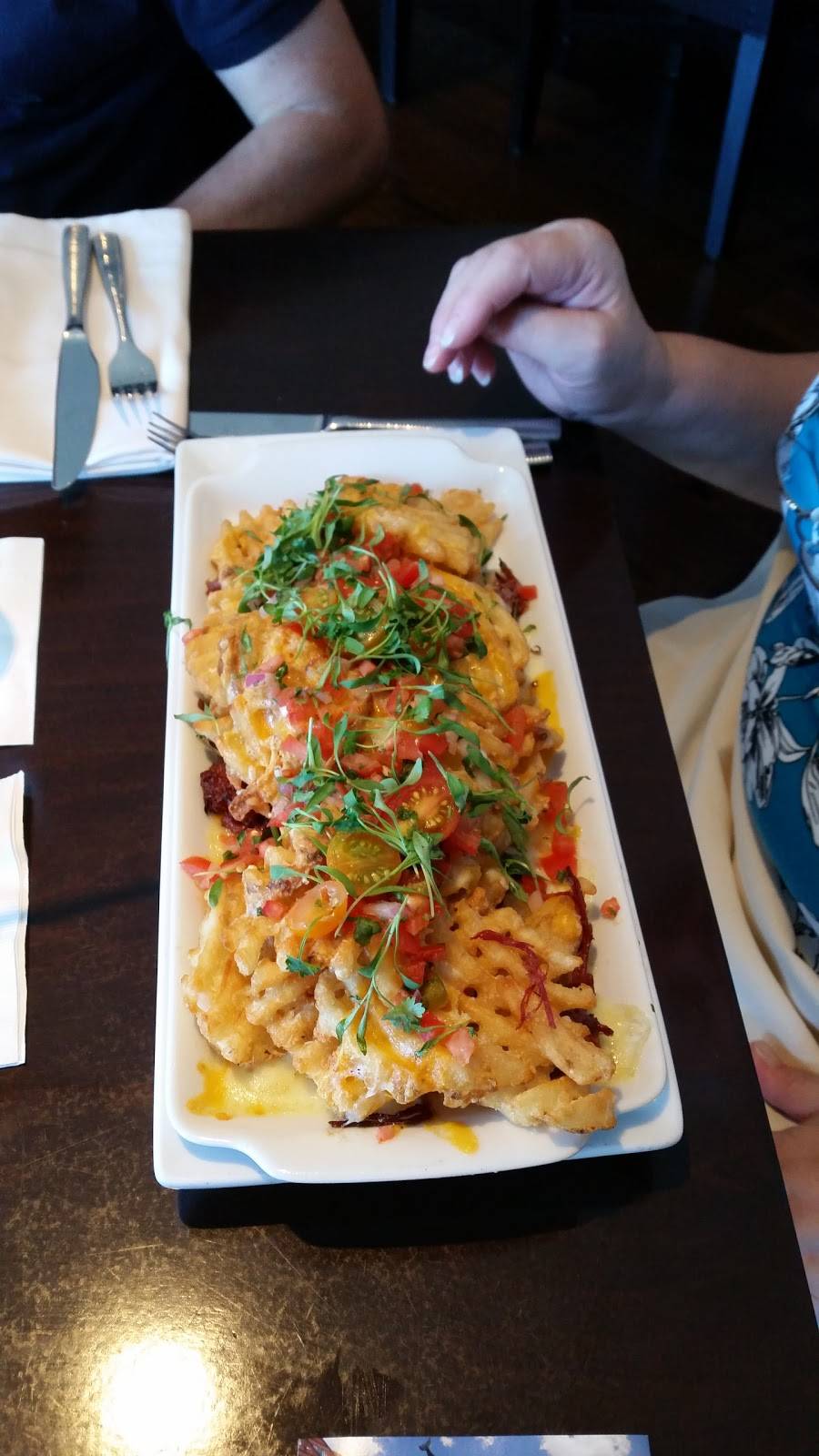 Waterline | restaurant | 296 State St, Boston, MA 02109, USA | 6172273838 OR +1 617-227-3838