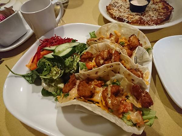 Boston Pizza | restaurant | 270 North Service Rd W, Oakville, ON L6M 2R8, Canada | 9058498100 OR +1 905-849-8100