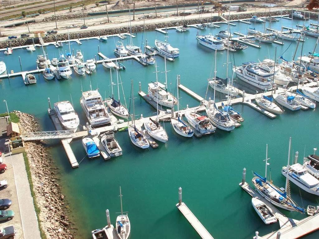 Marina Puerto Salina | restaurant | Autopista Tijuana Ensenada KM 73, Abelardo L. Rodriguez, 22765 Ensenada, B.C., Mexico | 016461554188 OR +52 646 155 4188