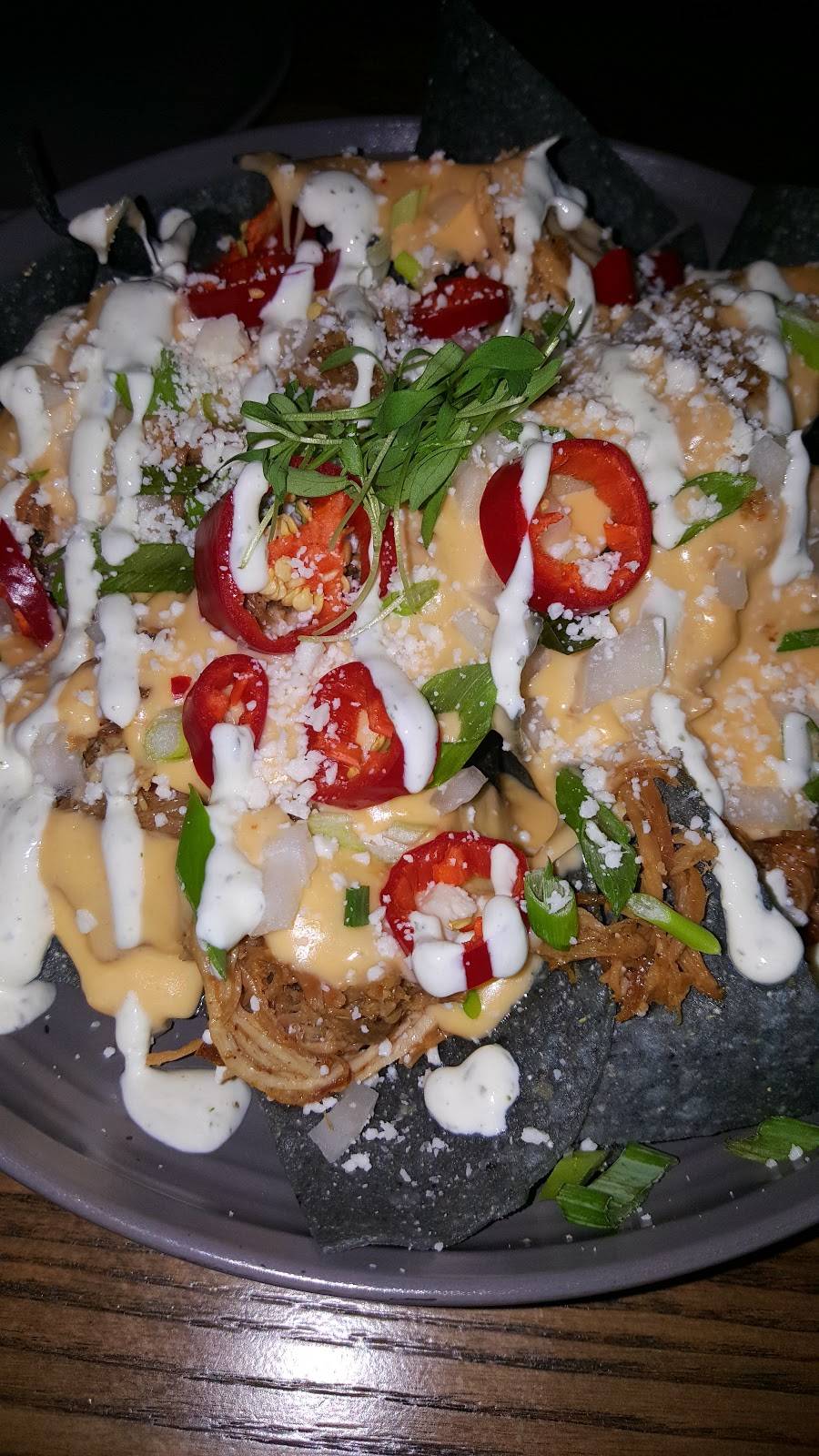 Dust Cutter | restaurant | 100 N 1st St, Phoenix, AZ 85004, USA | 6023330000 OR +1 602-333-0000