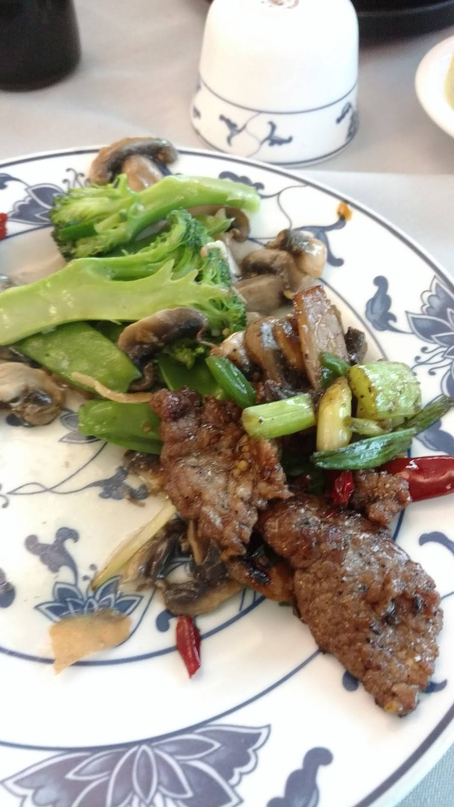 Peter Chus Skyroom | restaurant | 6751 Woodrum Cir # 210, Redding, CA 96002, USA | 5302221364 OR +1 530-222-1364