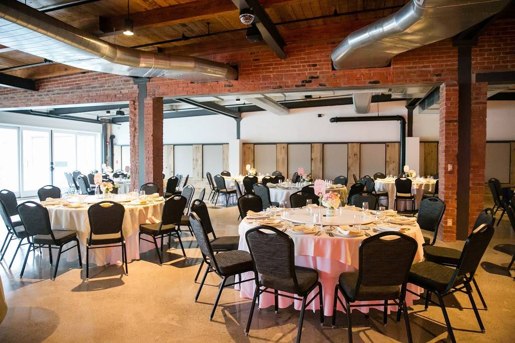 Fin & Brew | restaurant | 5 John Walsh Blvd, Peekskill, NY 10566, USA | 9147884555 OR +1 914-788-4555