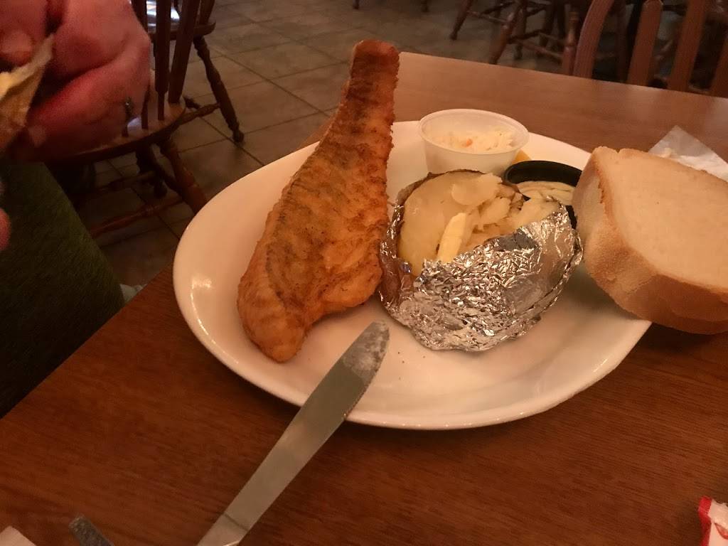 Union Park Tavern | restaurant | 4520 8th Ave, Kenosha, WI 53140, USA | 2626526454 OR +1 262-652-6454