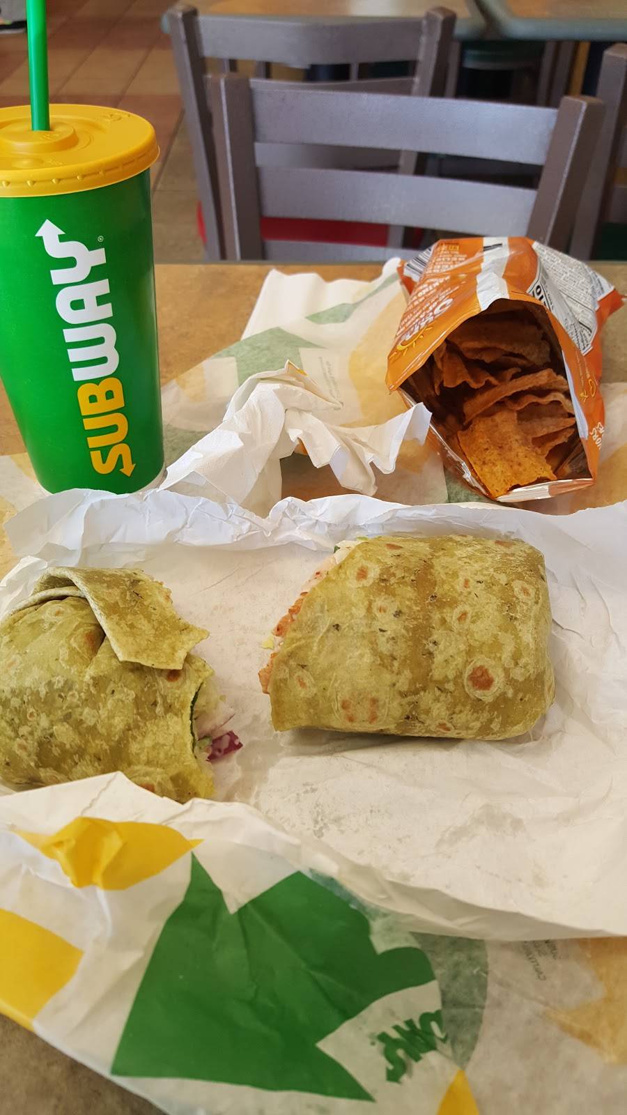 Subway Restaurants | restaurant | 3527 E Community Rd, Brunswick, GA 31520, USA | 9122651456 OR +1 912-265-1456