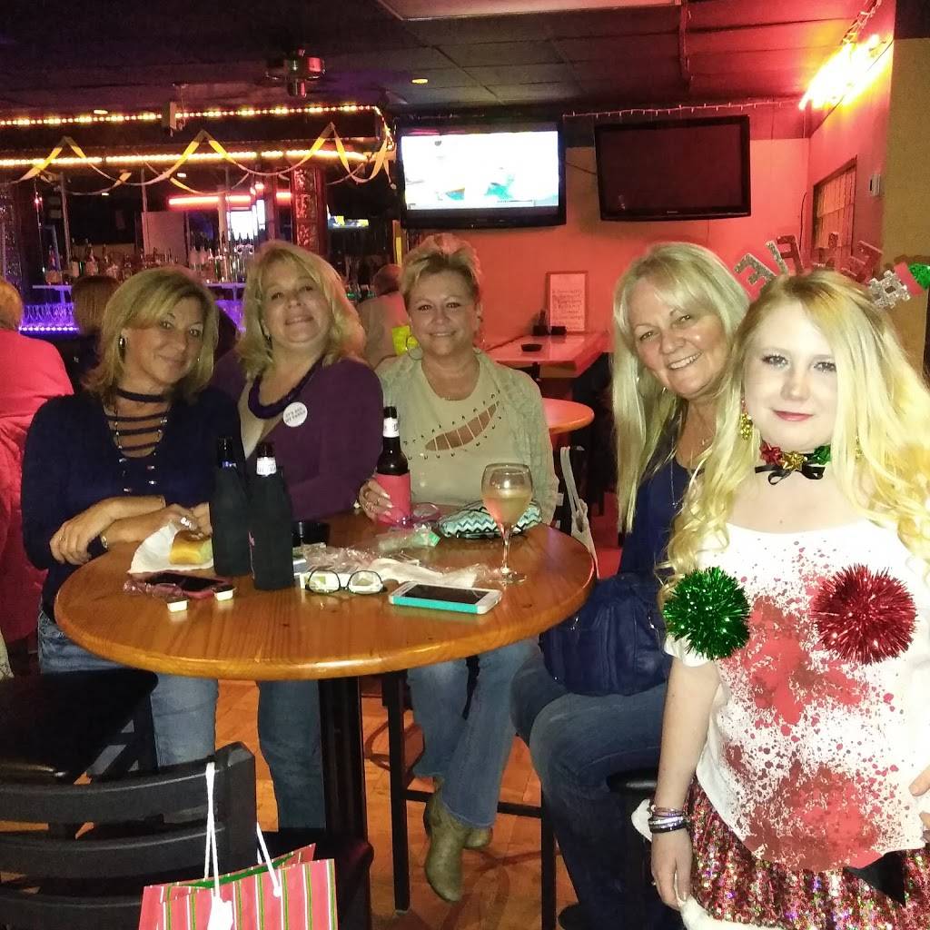 Sneeky Petes | restaurant | 4706 Princess Anne Rd, Virginia Beach, VA 23462, USA | 7574675776 OR +1 757-467-5776