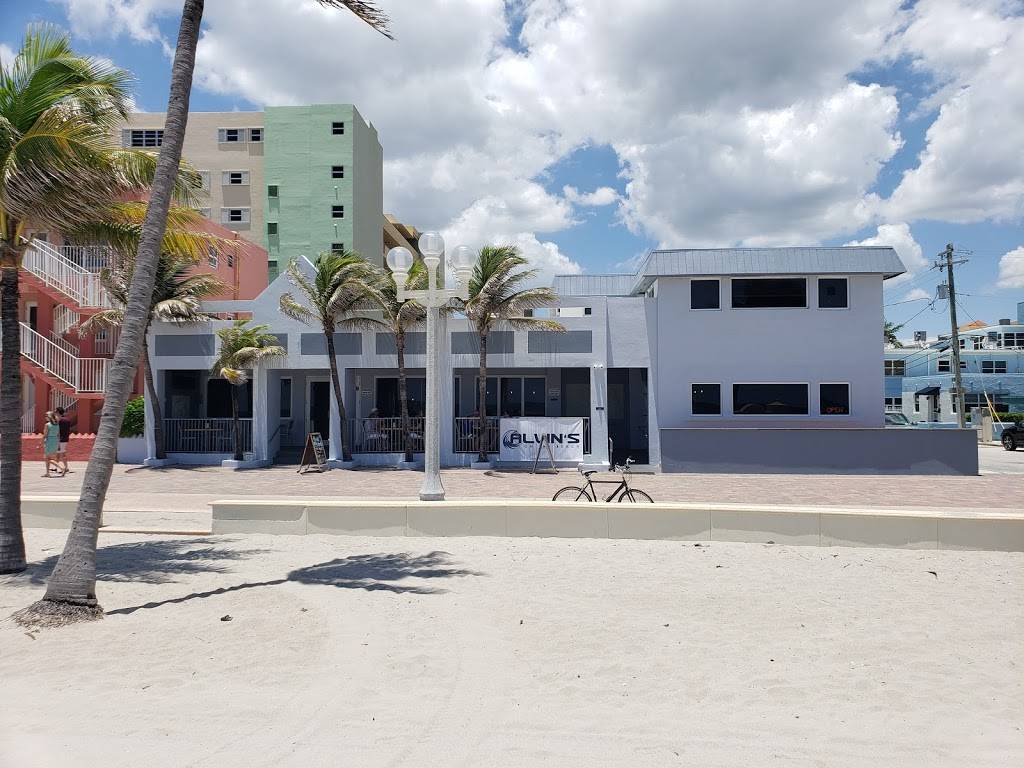 Alvins On The Beach | restaurant | 300 S Broadwalk, Hollywood, FL 33019, USA | 9542398242 OR +1 954-239-8242