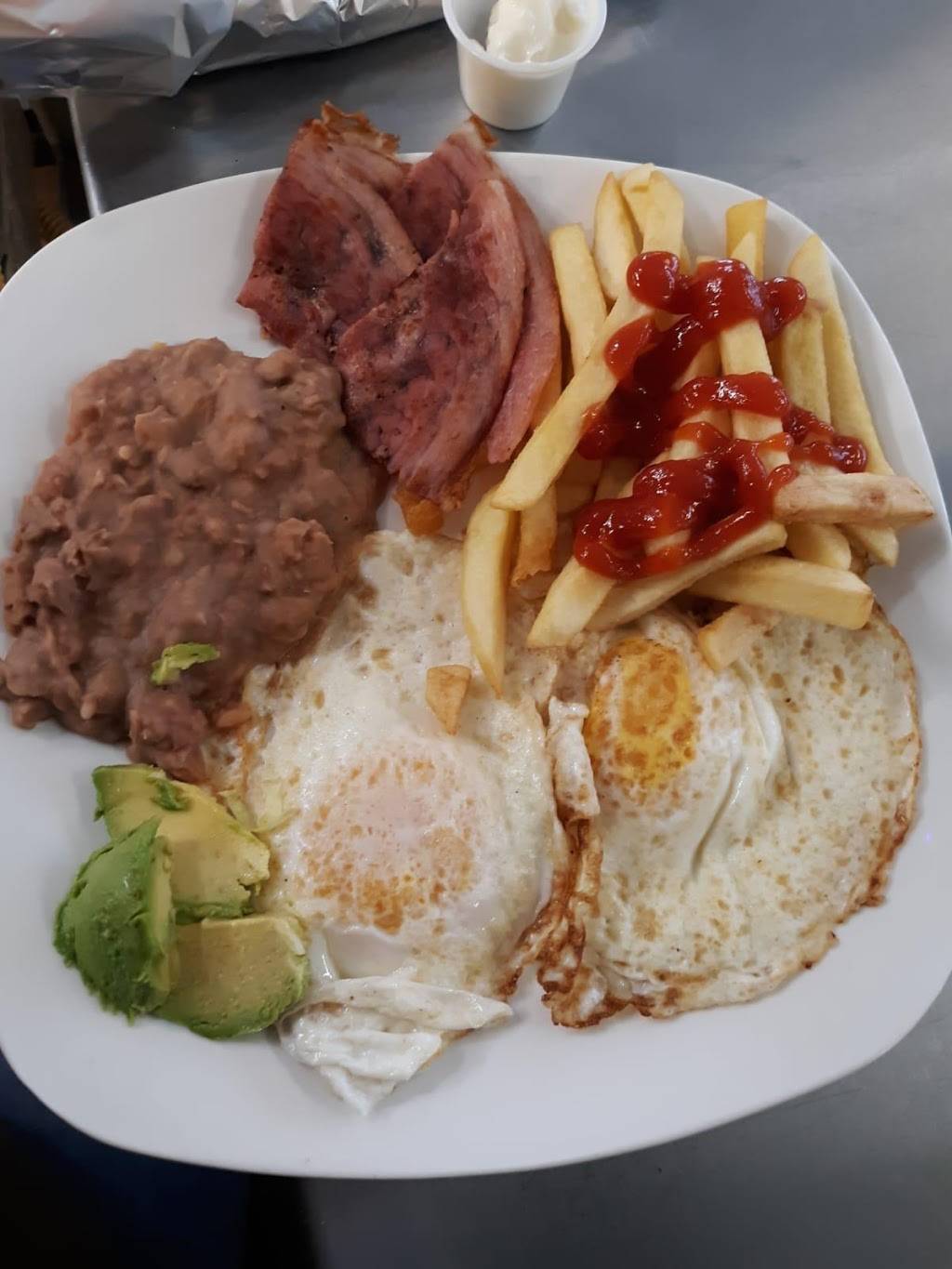 Tortas El Ranchito #2 | restaurant | 7023 Military Pkwy, Dallas, TX 75227, USA | 2142759979 OR +1 214-275-9979