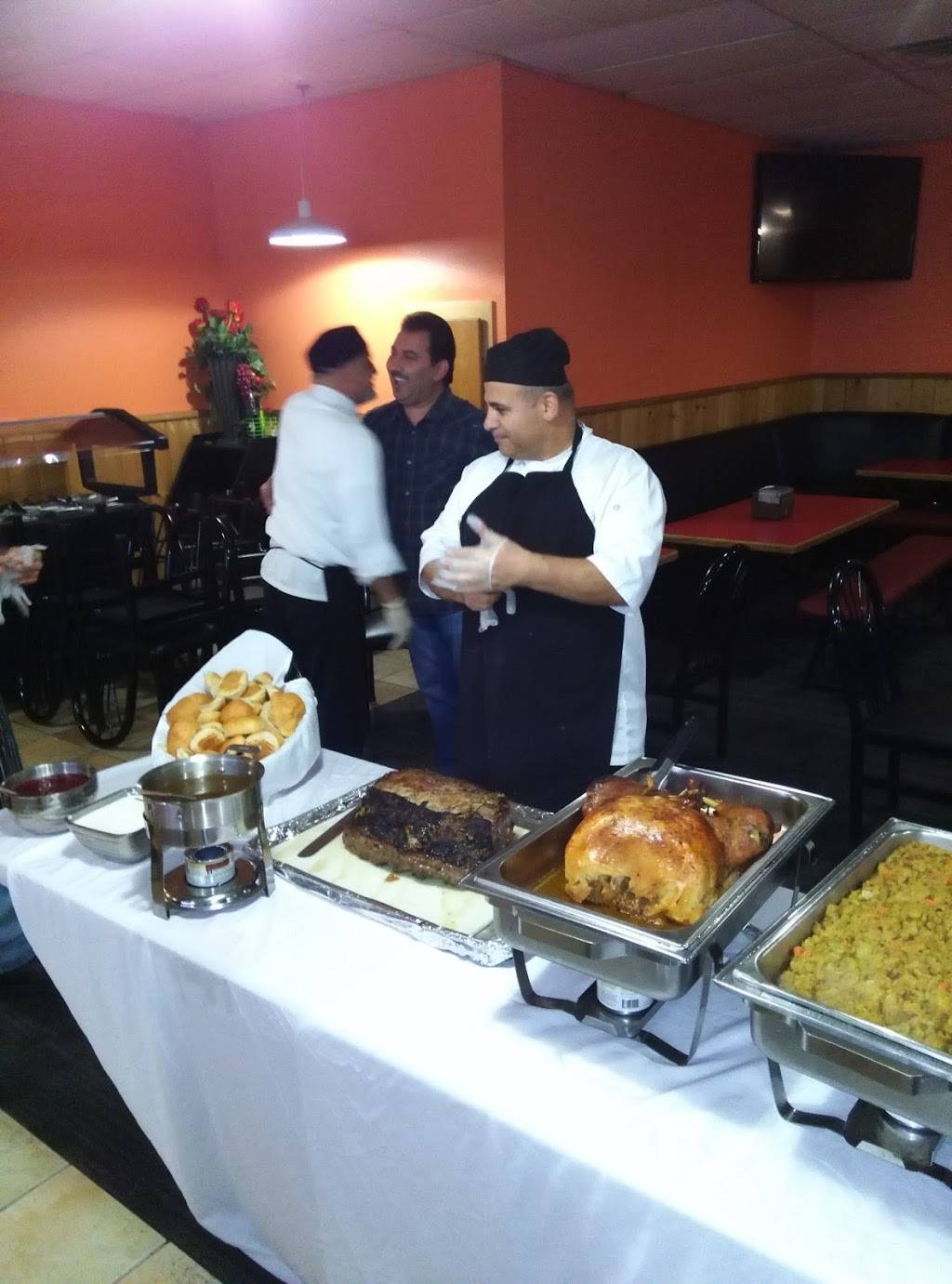 Big Z Family Restaurant | restaurant | 2418, 2428 Stearns St, Simi Valley, CA 93063, USA | 8055263000 OR +1 805-526-3000