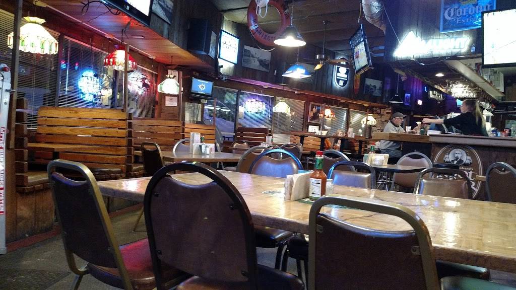 Dockside Saloon & Restaurant | restaurant | 2047 NW Front Ave, Portland, OR 97209, USA | 5032416433 OR +1 503-241-6433