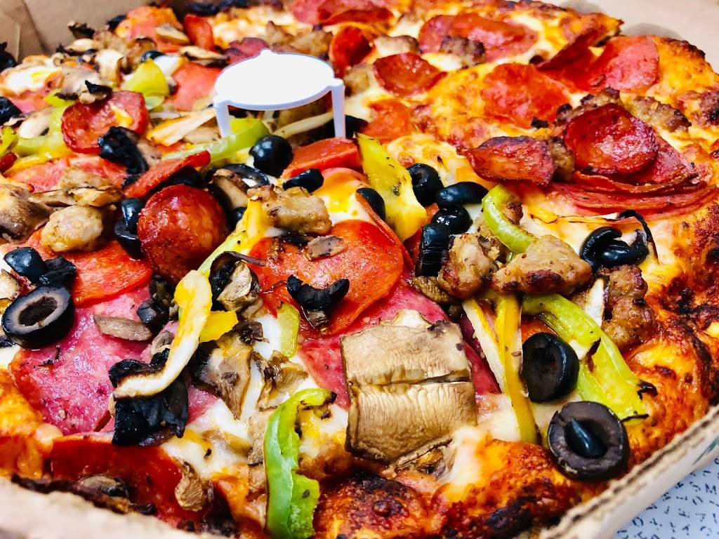 Round Table Pizza | meal delivery | 1307 Florin Rd, Sacramento, CA 95831, USA | 9164227557 OR +1 916-422-7557