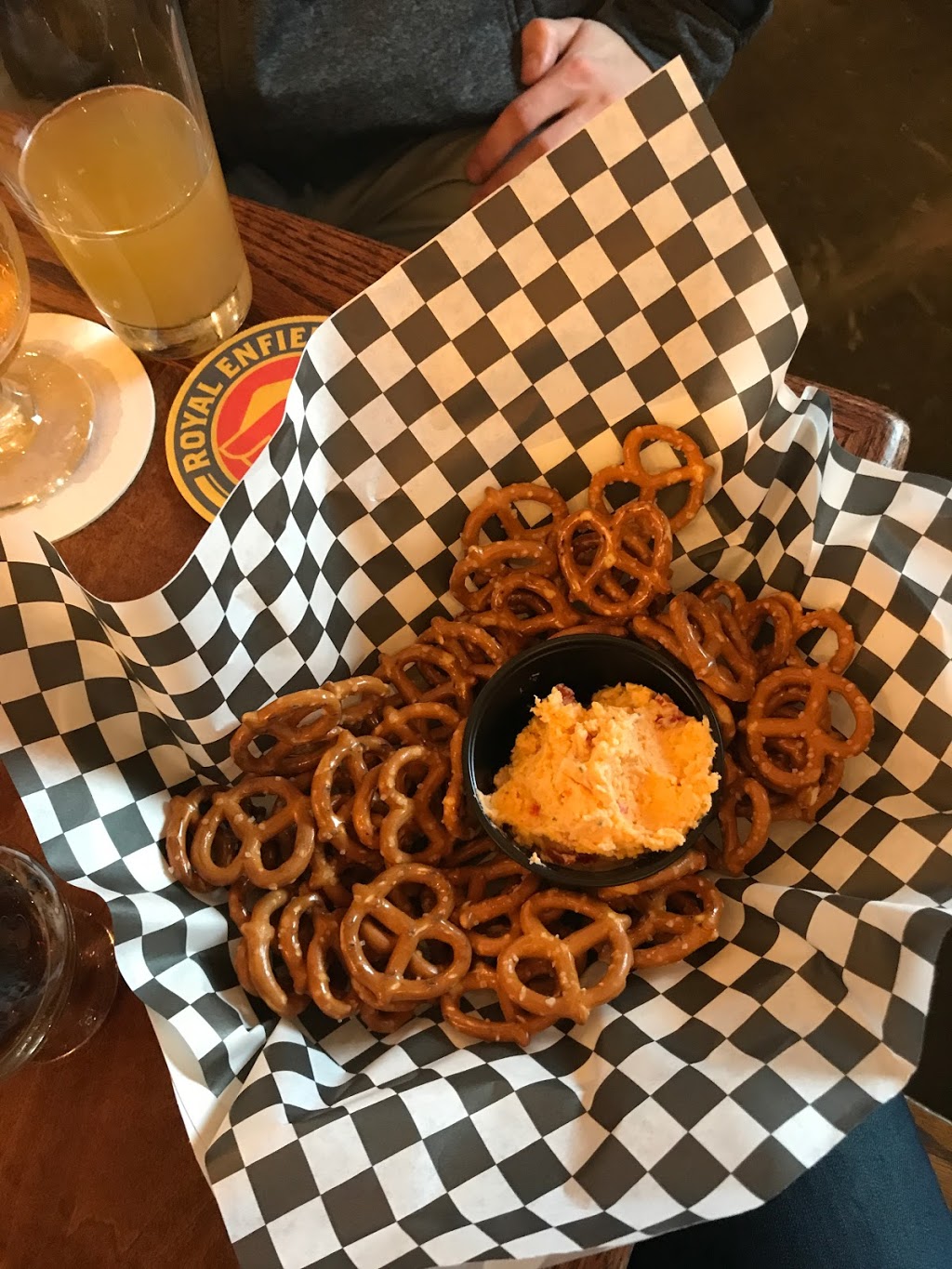 Westwind Brewery Co. | restaurant | 911 Plum St, Elkhart, IN 46514, USA | 5743276767 OR +1 574-327-6767