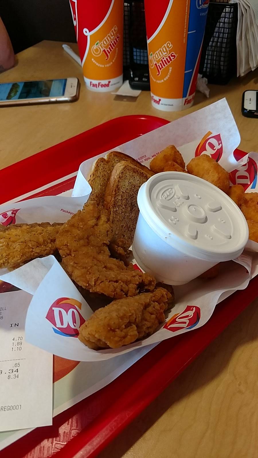 Dairy Queen Grill & Chill | restaurant | 402 N Main St, Lansing, KS 66043, USA | 9132501005 OR +1 913-250-1005