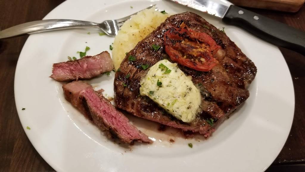 Heartwood | Restaurant & Lounge | restaurant | 10220 Regency Cir, Omaha, NE 68114, USA | 4025163600 OR +1 402-516-3600