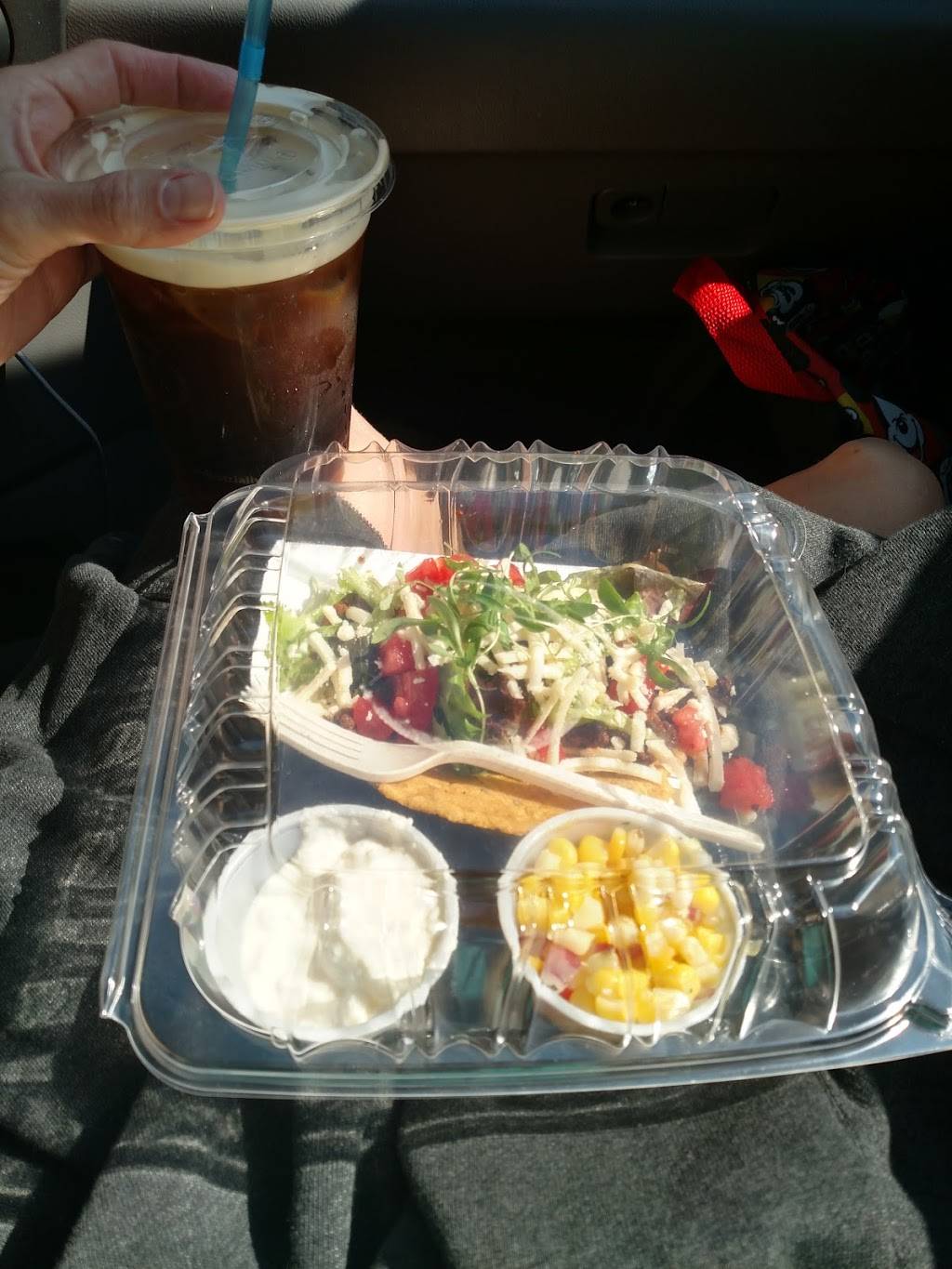 Bramhalls Country Store | meal takeaway | 2 Sandwich Rd, Plymouth, MA 02360, USA | 5087461844 OR +1 508-746-1844