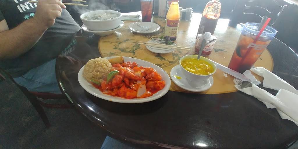 Golden Phoenix seafood & Pho Restaurant | restaurant | 9323 Perrin Beitel Rd #101, San Antonio, TX 78217, USA | 2105490632 OR +1 210-549-0632