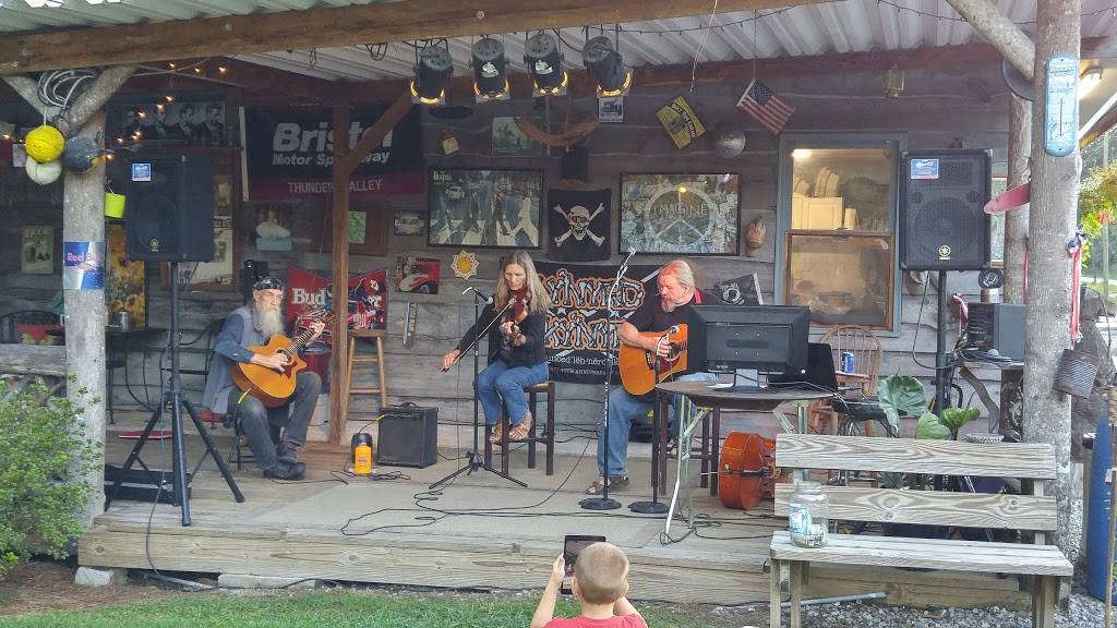 Creekside Market & Grill | restaurant | 8960 Greenville Hwy, Brevard, NC 28712, USA | 8288852810 OR +1 828-885-2810