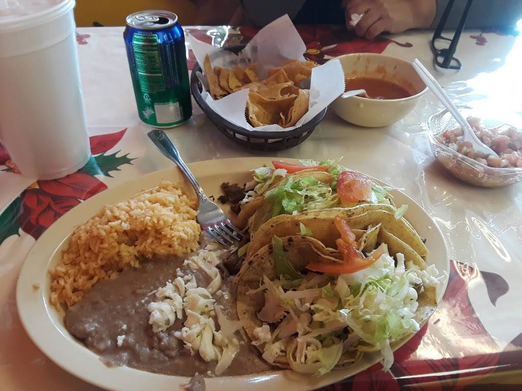 La Fiesta | restaurant | 4248 S Archer Ave, Chicago, IL 60632, USA | 7732544678 OR +1 773-254-4678