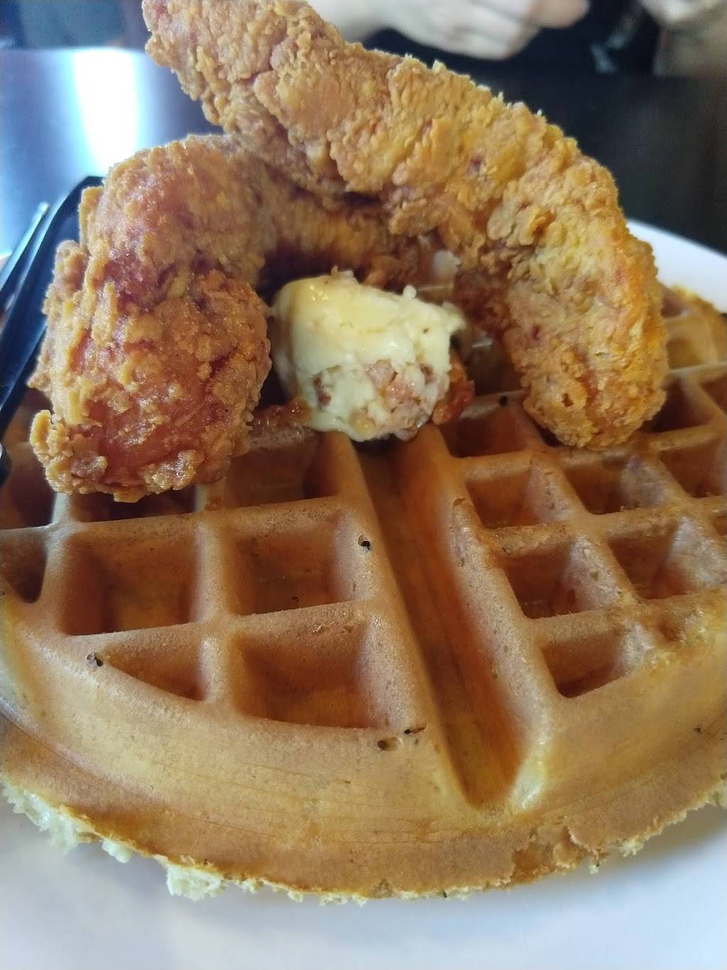 Kikis Chicken Place RANCHO | restaurant | 10394 Rockingham Dr, Sacramento, CA 95827, USA | 9163994883 OR +1 916-399-4883