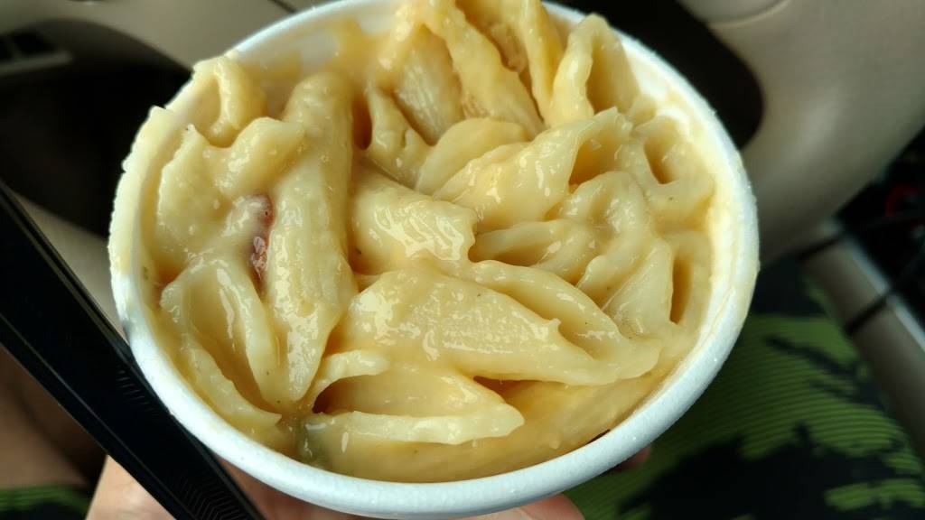 Meat U Anywhere | restaurant | 919 W Northwest Hwy, Grapevine, TX 76051, USA | 8172511227 OR +1 817-251-1227