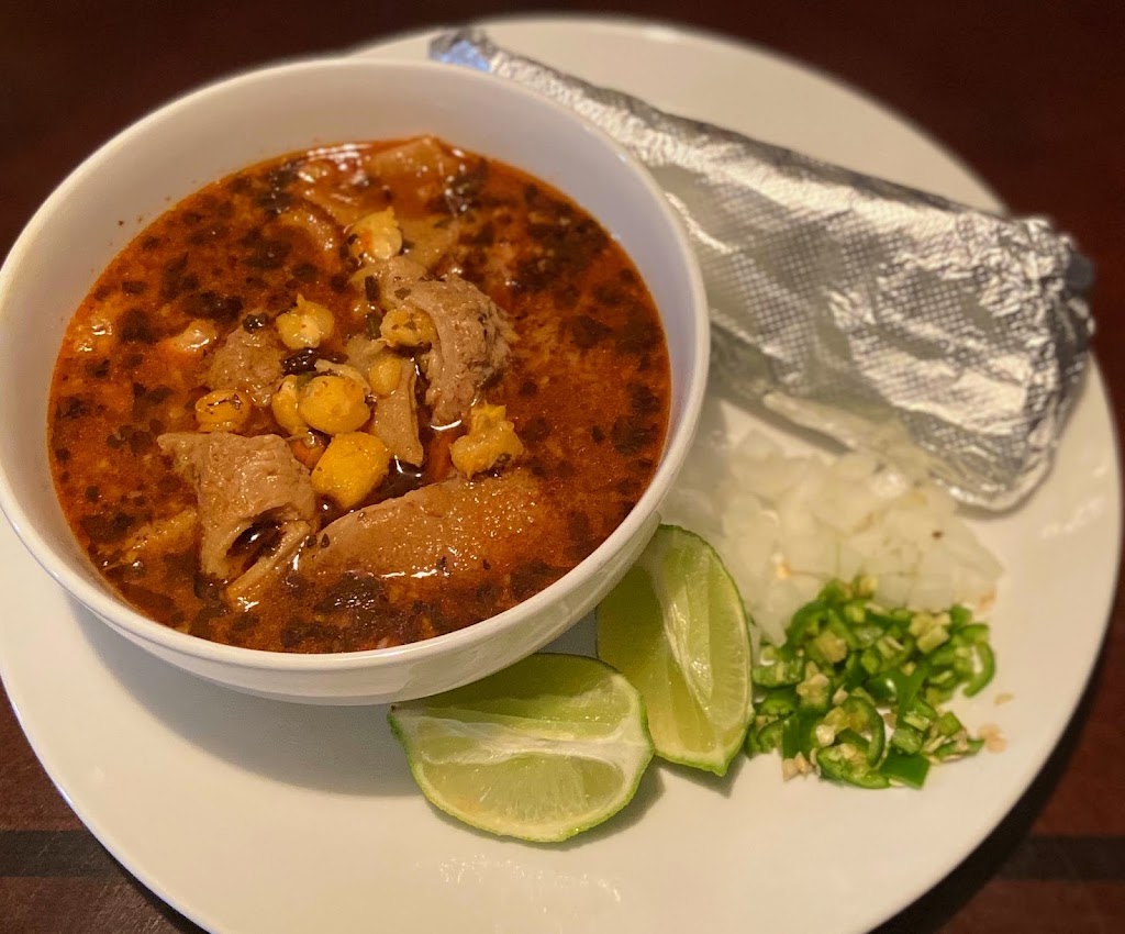 Mama Ciras Restaurant | restaurant | 3301 Chacota St suite 4-A, Laredo, TX 78046, USA | 9565688829 OR +1 956-568-8829