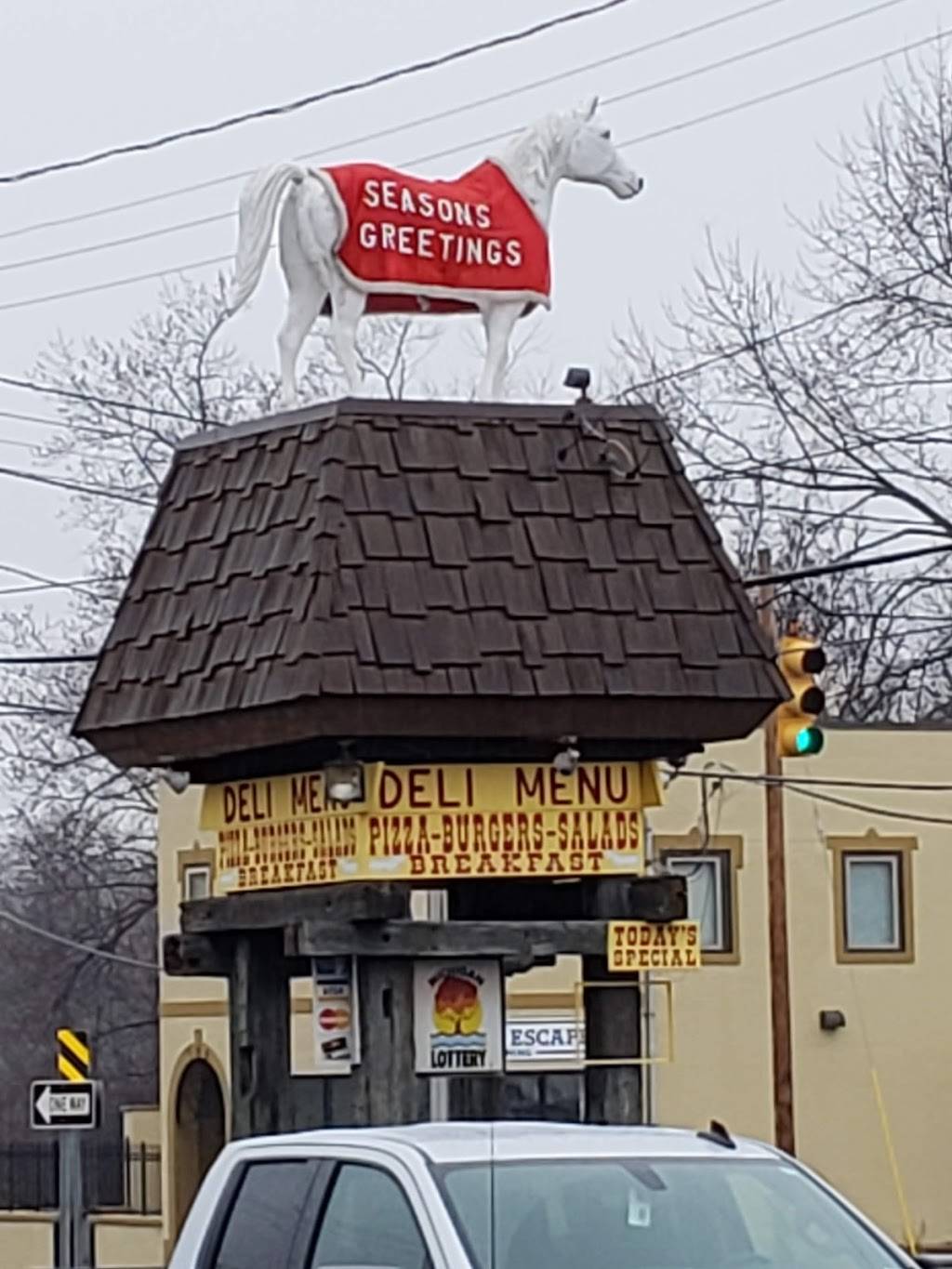 White Horse Tavern | restaurant | 621 W Court St, Flint, MI 48503, USA | 8102343811 OR +1 810-234-3811