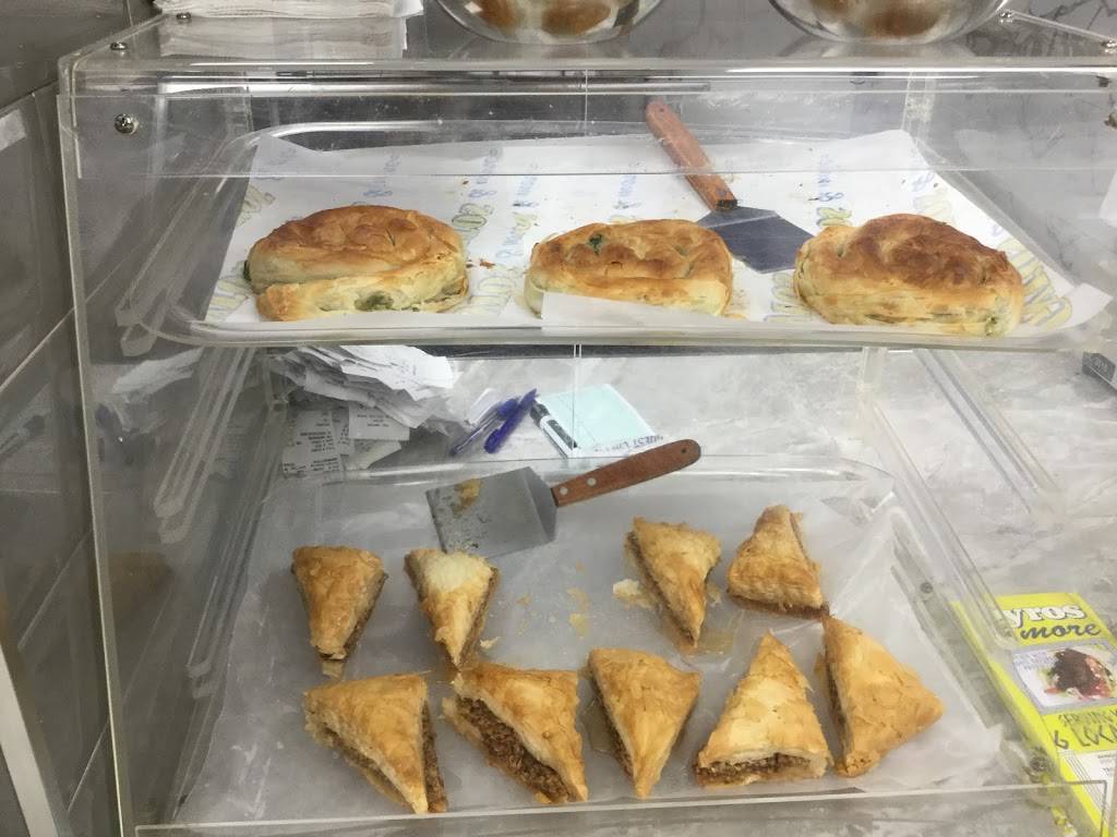 Gyros & More | restaurant | 300 Tecumseh Rd E, Windsor, ON N8X 5E8, Canada | 5192551200 OR +1 519-255-1200