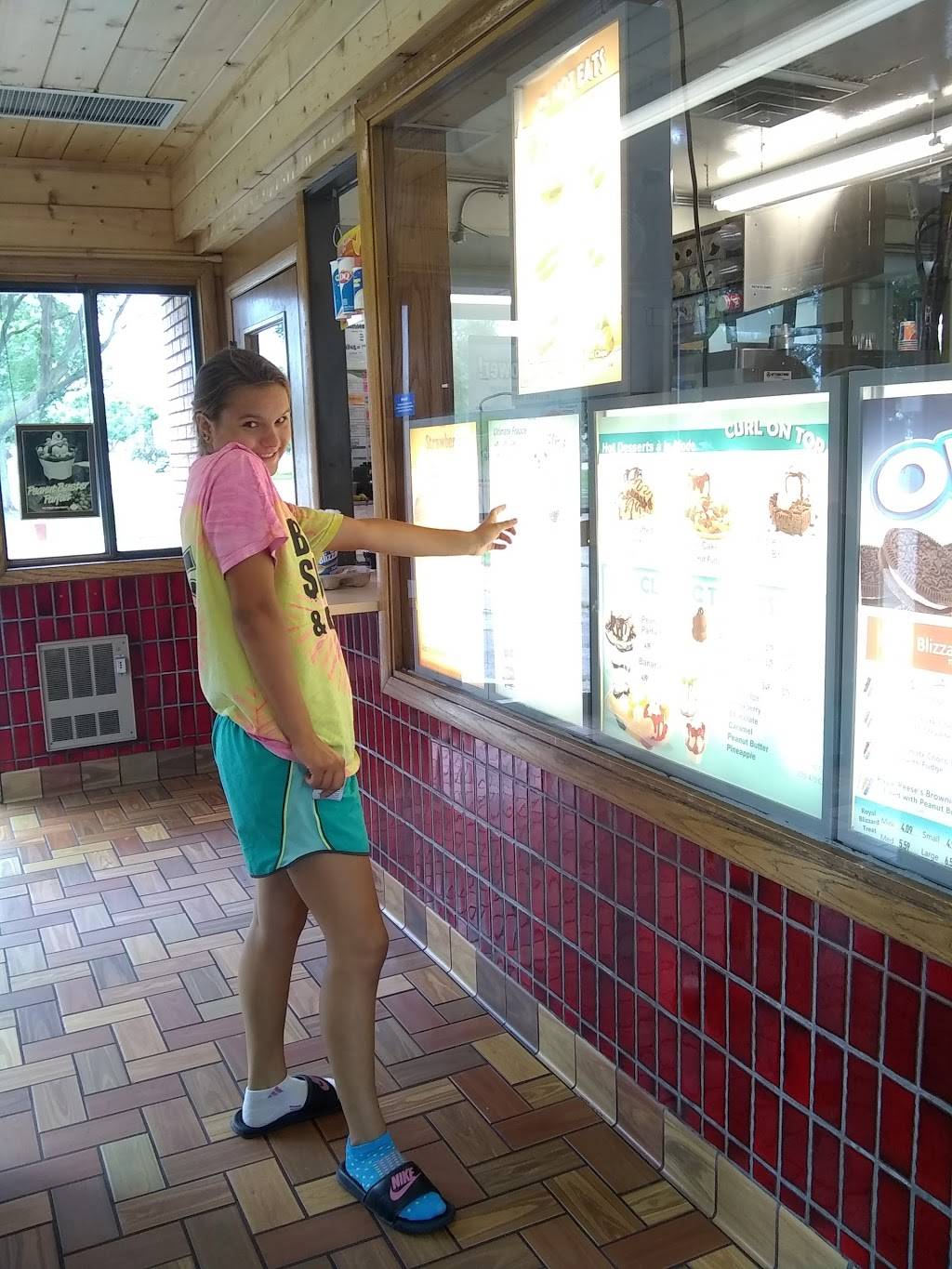 Dairy Queen Store | restaurant | 1440 W Broadway St, Winona, MN 55987, USA | 5074526090 OR +1 507-452-6090