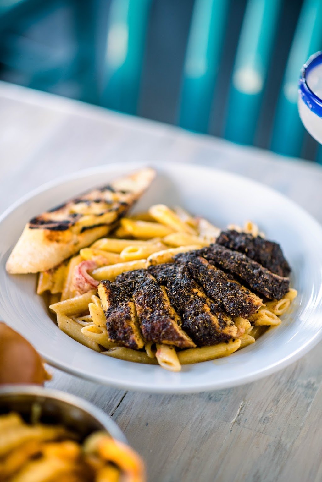 Docs Baja Surf Shack | restaurant | 196 Crown St, New Haven, CT 06510, USA | 2036916346 OR +1 203-691-6346