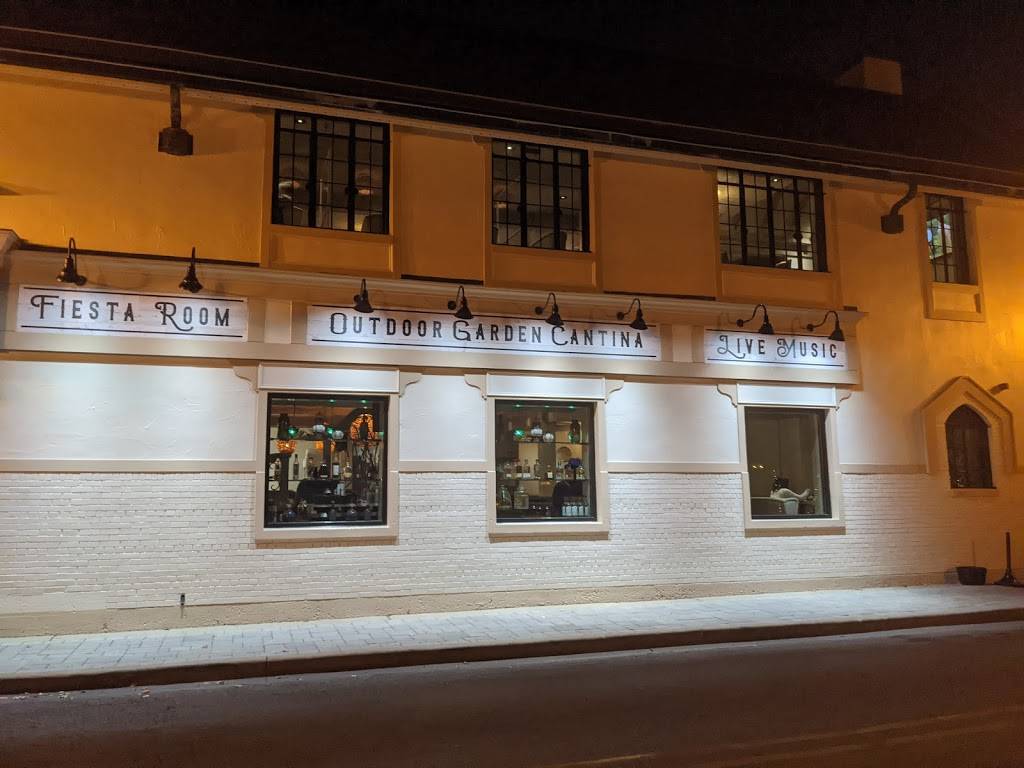 Primos Locos | restaurant | 122 S York St, Elmhurst, IL 60126, USA | 6303594677 OR +1 630-359-4677