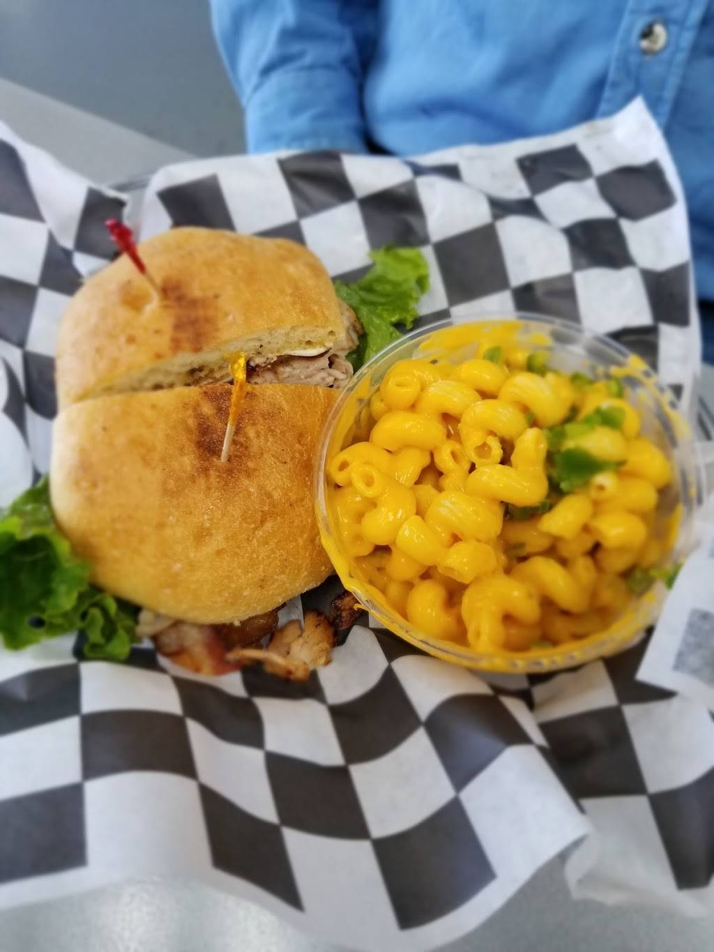 NV Catering | restaurant | 3301 Pegasus Dr Suite 4, Bakersfield, CA 93308, USA | 6616793540 OR +1 661-679-3540