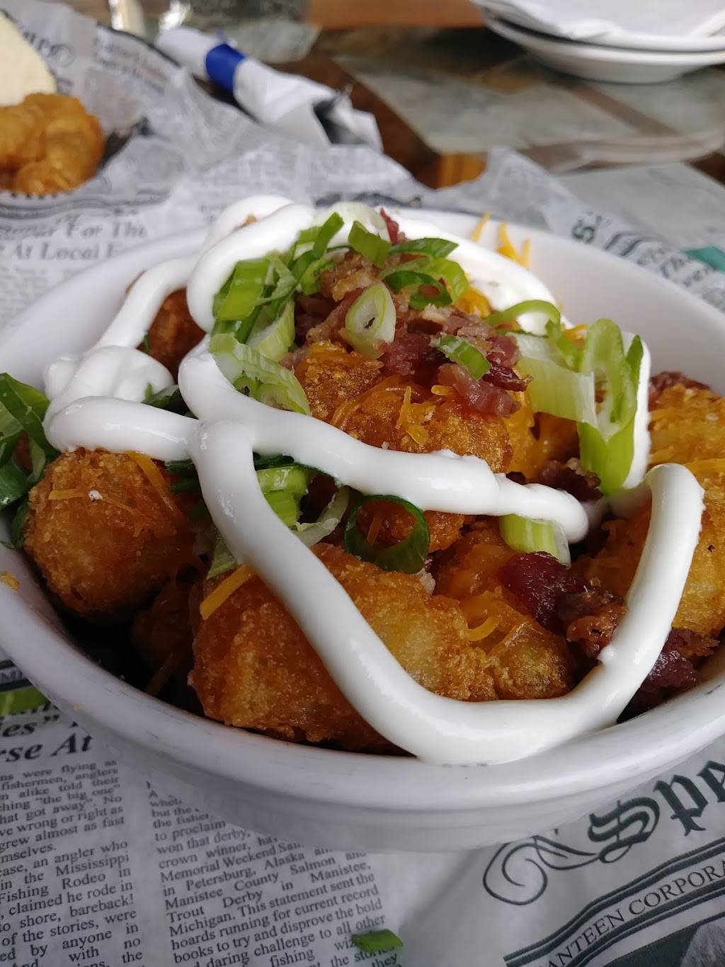 Blue Dog Tavern | restaurant | 638 Stocking Ave NW, Grand Rapids, MI 49504, USA | 6166086050 OR +1 616-608-6050