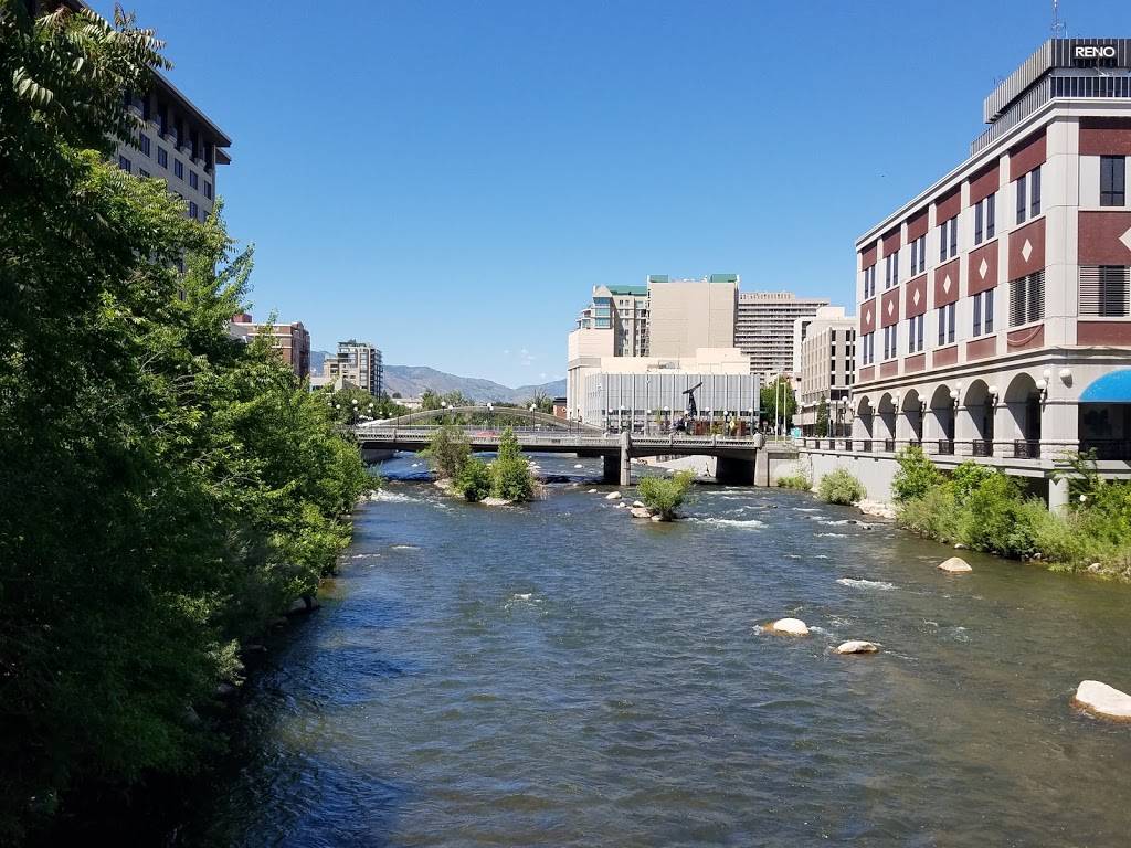 The Shore | restaurant | 1 S, Lake St, Reno, NV 89501, USA | 7753215831 OR +1 775-321-5831