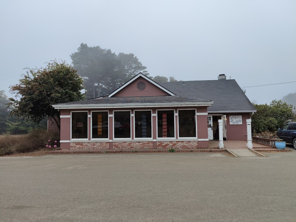 Viraporns Thai Cafe | restaurant | 16801 Ocean Dr, Fort Bragg, CA 95437, USA | 7079620717 OR +1 707-962-0717