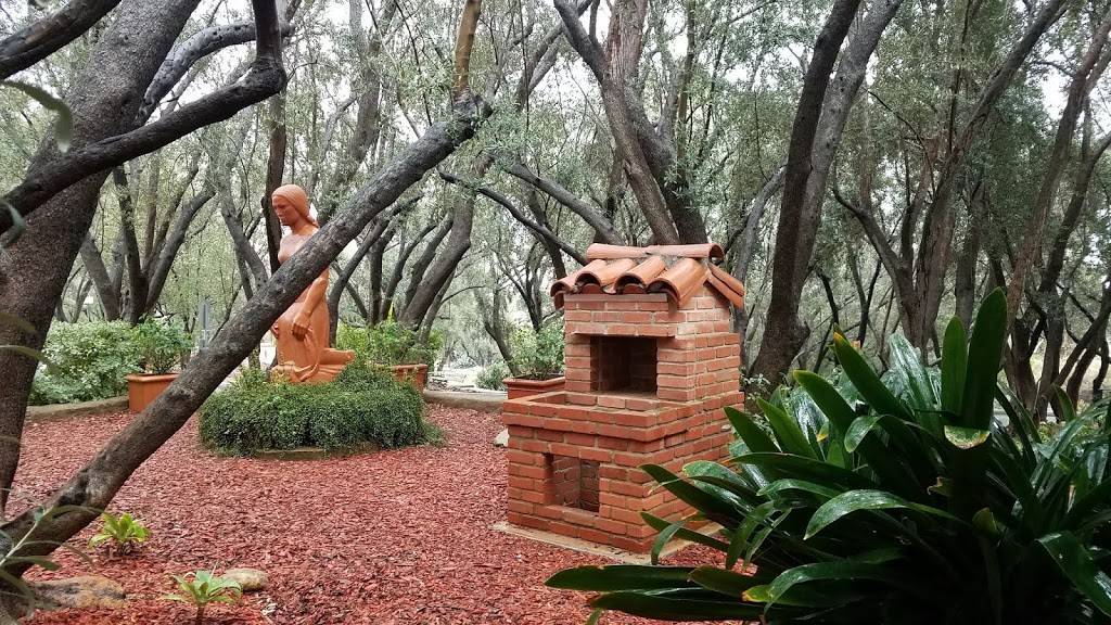 Padua Hills Theatre | restaurant | 4467 Padua Ave, Claremont, CA 91711, USA | 9096248628 OR +1 909-624-8628