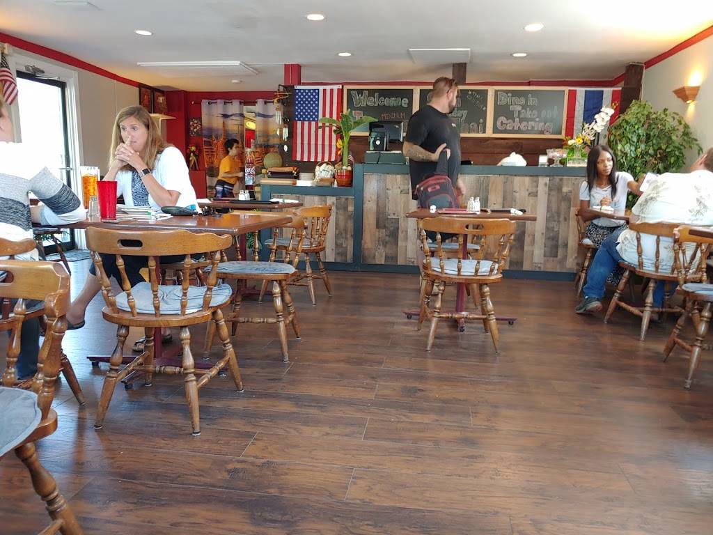 Siam Valley Thai Restaurant | restaurant | 387 Brooklyn St, Morrisville, VT 05661, USA | 8028518427 OR +1 802-851-8427