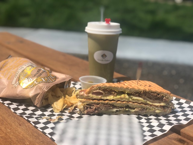 Gondo Fusion Cuban Mexican food | restaurant | 6415 Elvas Ave, Sacramento, CA 95819, USA | 6502185404 OR +1 650-218-5404