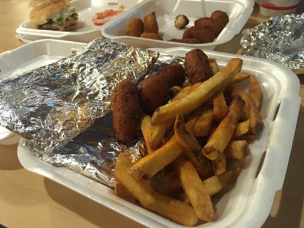 Cook Out | restaurant | 2629 Wards Rd, Lynchburg, VA 24502, USA | 4345821225 OR +1 434-582-1225