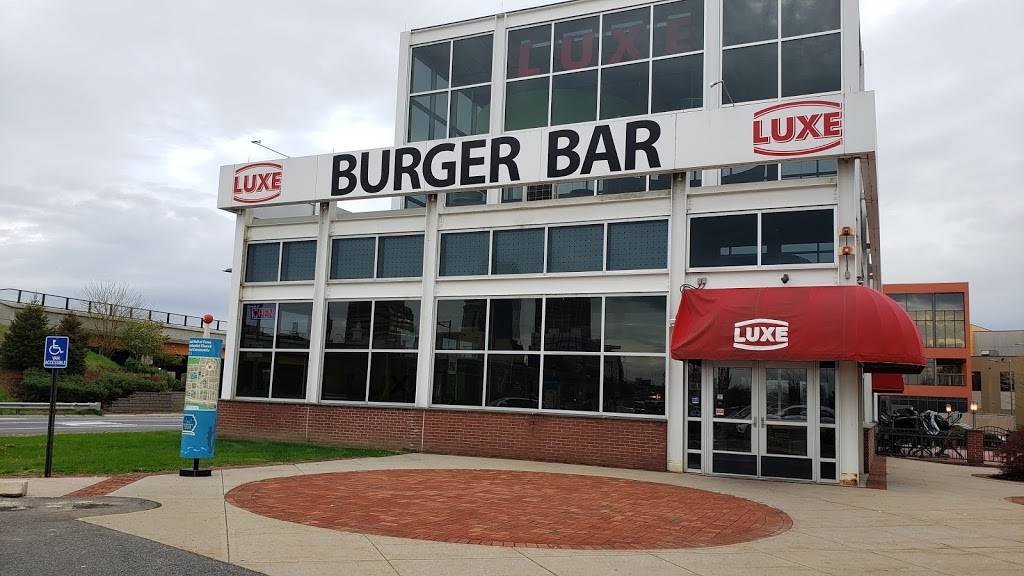 Luxe Burger Bar | restaurant | 1200 W Columbus Ave, Springfield, MA 01105, USA | 4137855893 OR +1 413-785-5893