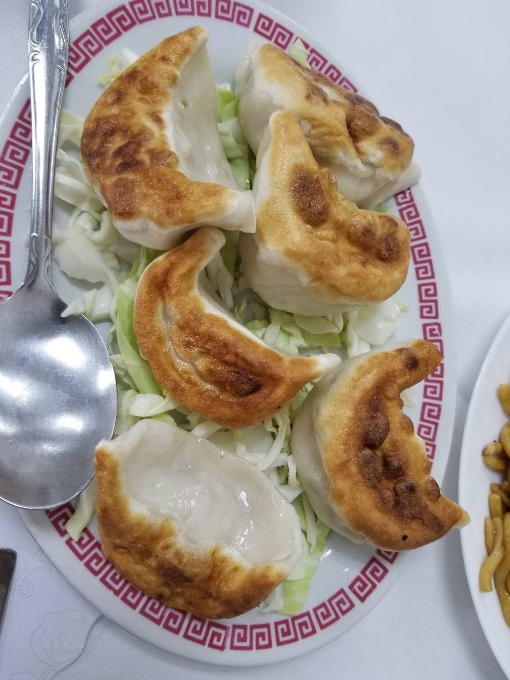 South Villa Chinese Restaurant | restaurant | 2040 Columbus Pkwy, Benicia, CA 94510, USA | 7077471688 OR +1 707-747-1688