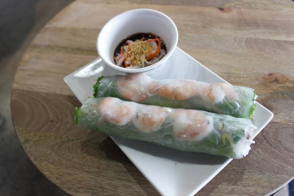 The Roots | restaurant | 600 N State of Franklin Rd, Johnson City, TN 37604, USA | 4233280823 OR +1 423-328-0823