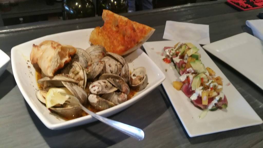 Carneys | night club | 411 Beach Ave, Cape May, NJ 08204, USA | 6098844424 OR +1 609-884-4424