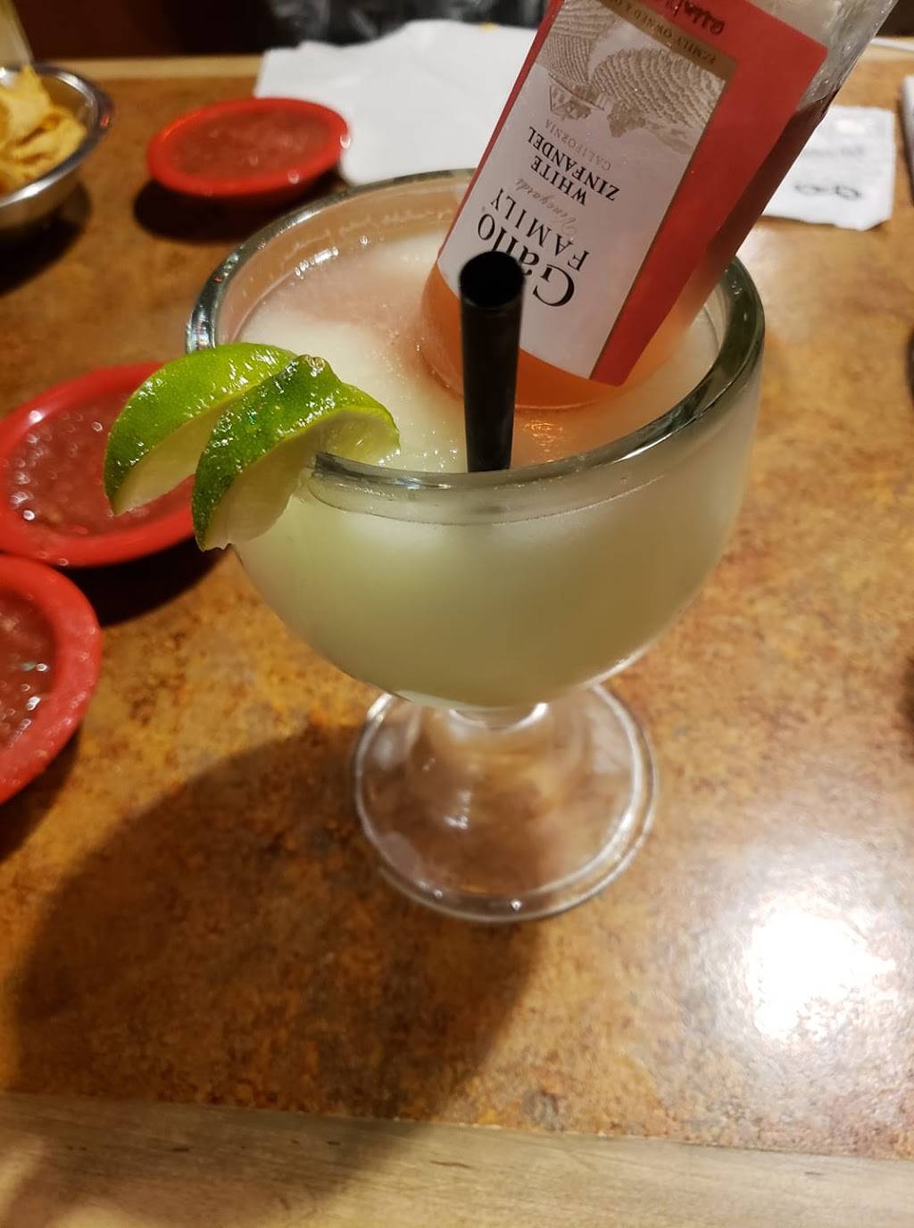 Mi Familia Stephenville Restaurant | restaurant | 2029 W Washington St # 217, Stephenville, TX 76401, USA | 2549187400 OR +1 254-918-7400