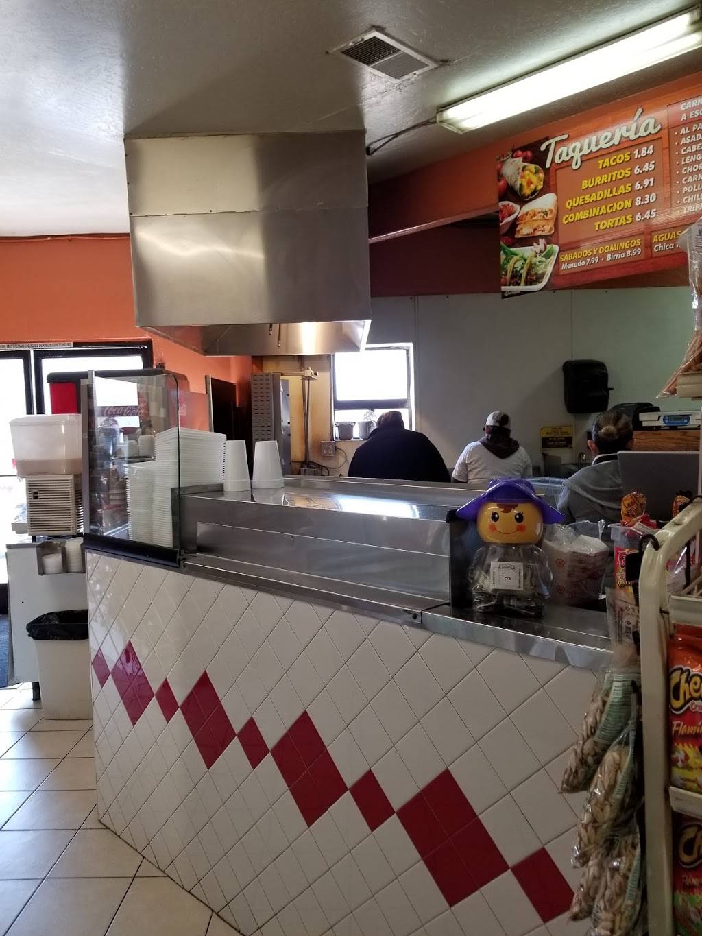 Las Espuelas Carniceria y Taqueria | restaurant | 1614 G St, Reedley, CA 93654, USA | 5596389402 OR +1 559-638-9402