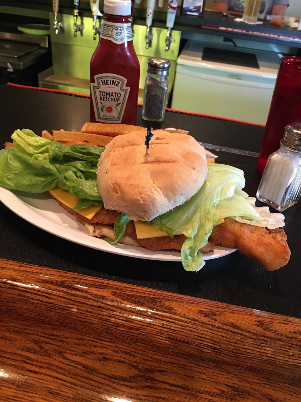 Puzzlers Restaurant & Lounge | restaurant | 2714 Walnut St, McKeesport, PA 15132, USA | 4126722111 OR +1 412-672-2111