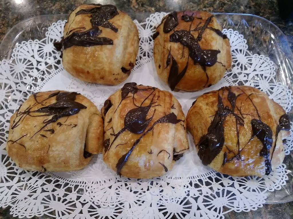 Reverie Kitchen | restaurant | 935 W Main St Suite #7, Branford, CT 06405, USA | 4753381481 OR +1 475-338-1481