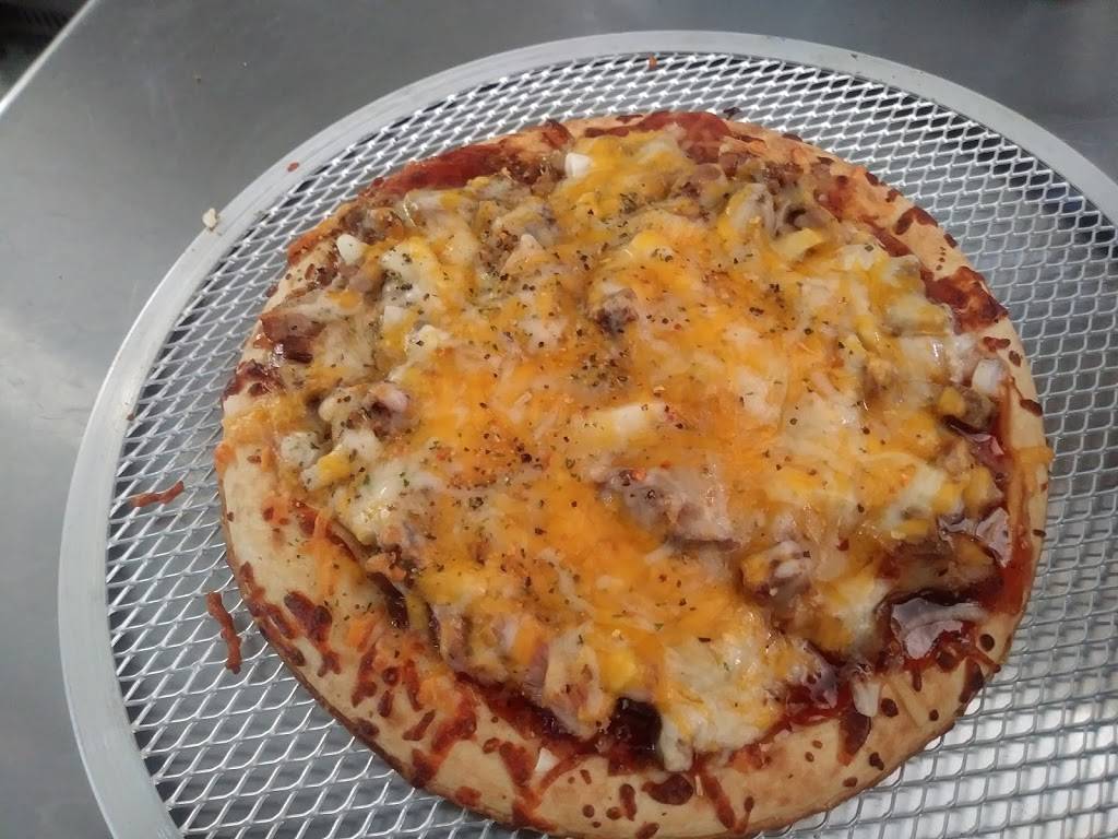 Andys Smoke House | restaurant | 2232 E Cook St, Springfield, IL 62703, USA | 2175722623 OR +1 217-572-2623