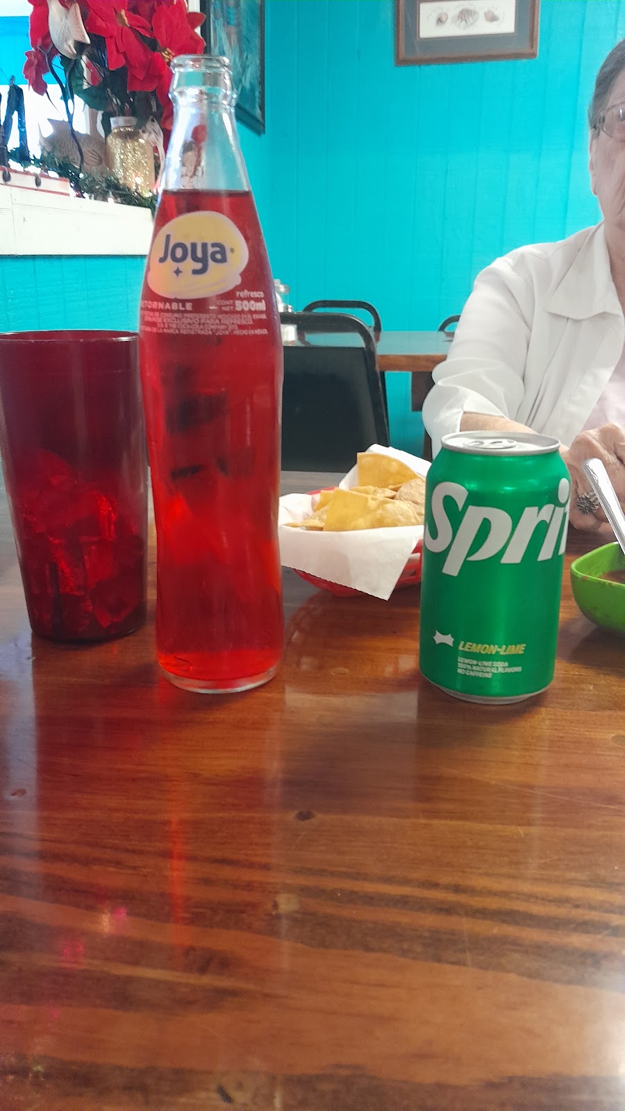 Tres Hermanos Mexican and Seafood Restaurant | restaurant | 615 E Business 77, San Benito, TX 78586, USA | 9563996412 OR +1 956-399-6412