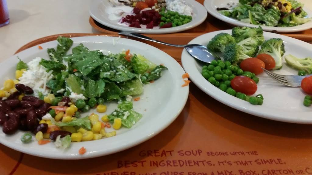 Sweet Tomatoes | restaurant | 10046 N 26th Dr, Phoenix, AZ 85021, USA | 6027499016 OR +1 602-749-9016